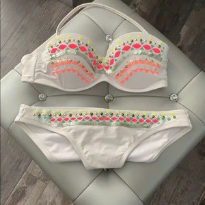 Xhilaration. Medium bikini